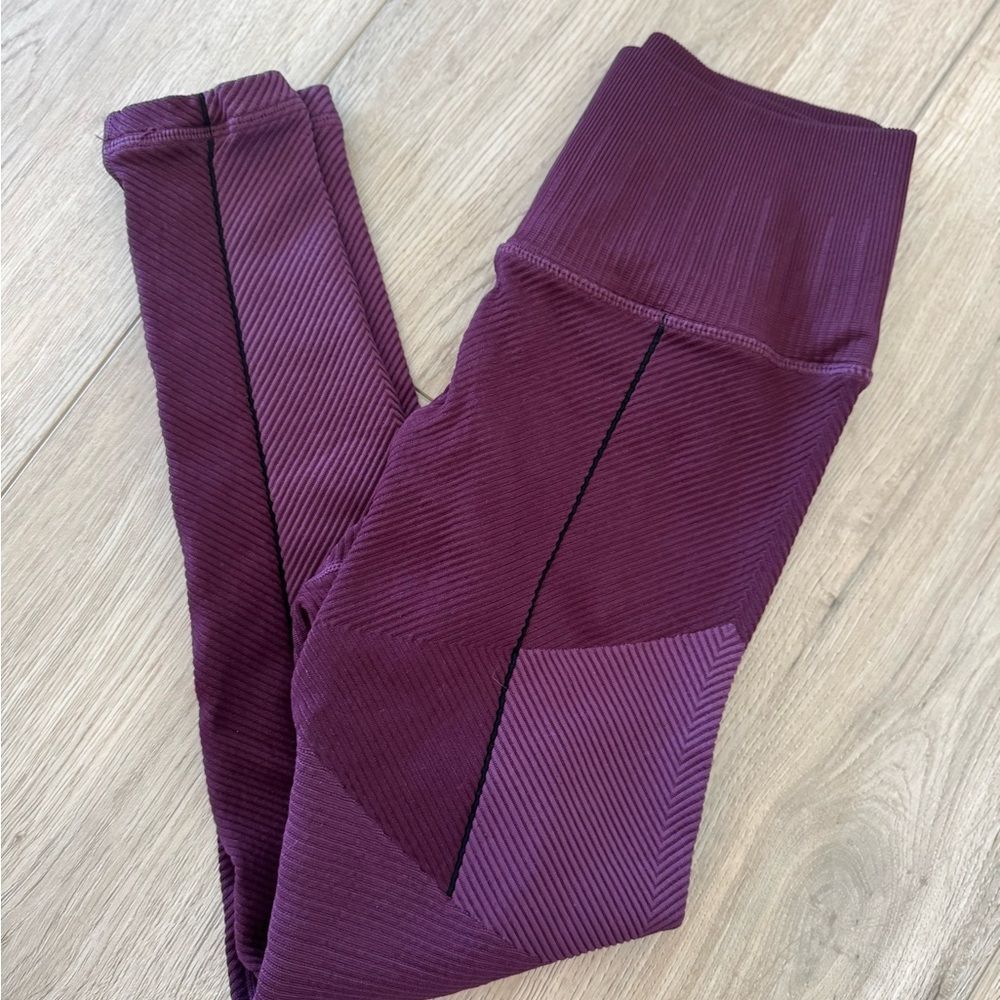 Avocado Deep Purple Leggings - XS/S